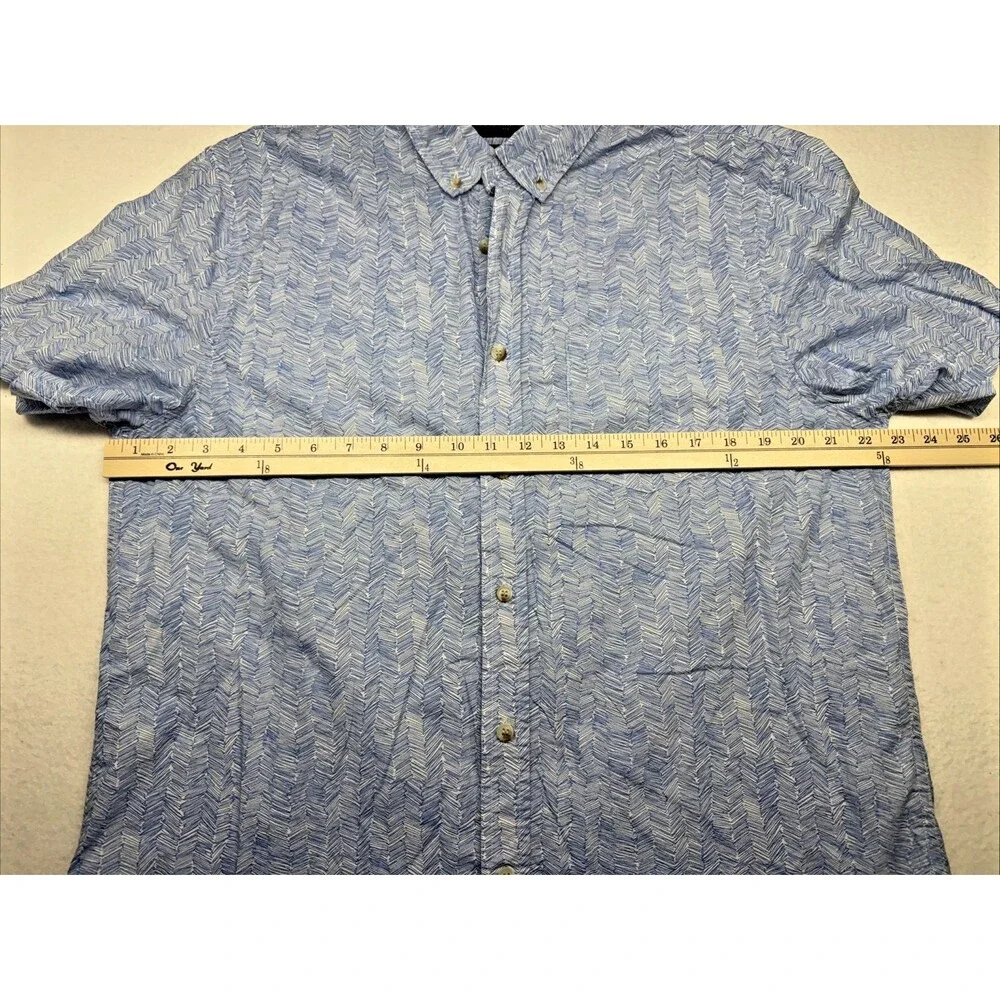 Banana Republic Men's Large Slim Fit Blue Geometric Cotton Button Up Shirt